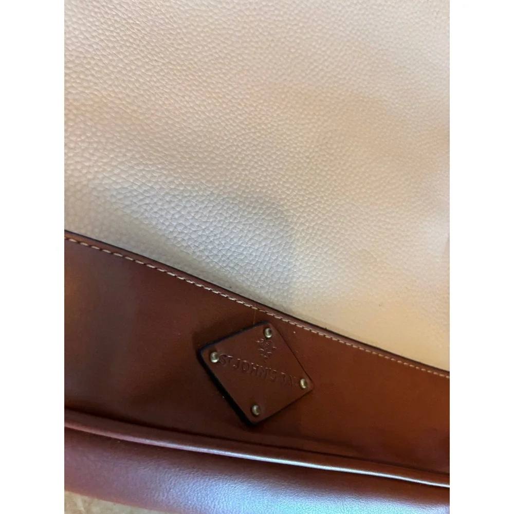 St.Johns Bay Backpack Handbag Adult Size Med Coqnac And Cream Womens